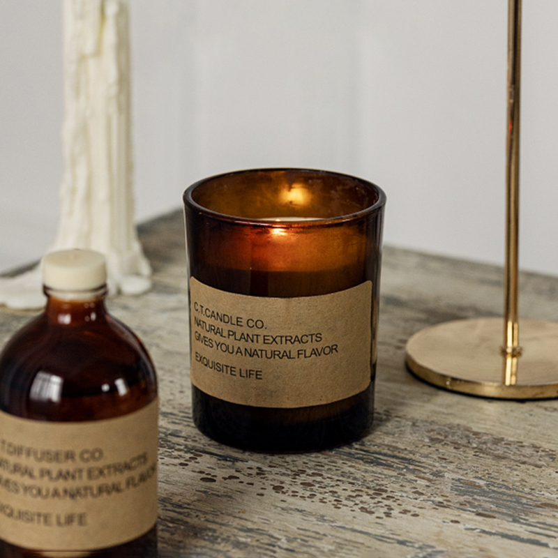 M&Scent Luxury Decor -kodin ruokohajotin ja tuoksukynttiläsetti laatikkopakkauksella