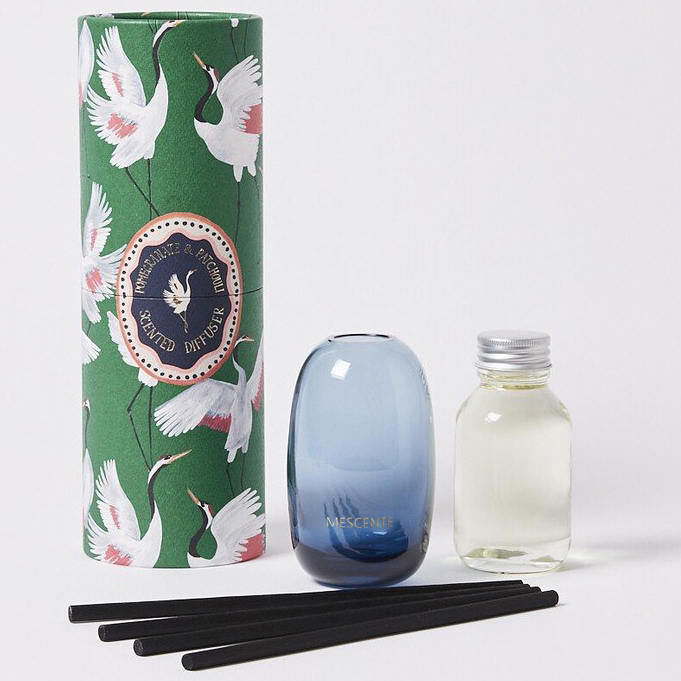 Ylellinen 100ml 200ml 500ml Diamond Pyöreä Pullot Loris Sola Flowers Amber Crystal Eyfel hajuvesi Reed Diffuser Oil