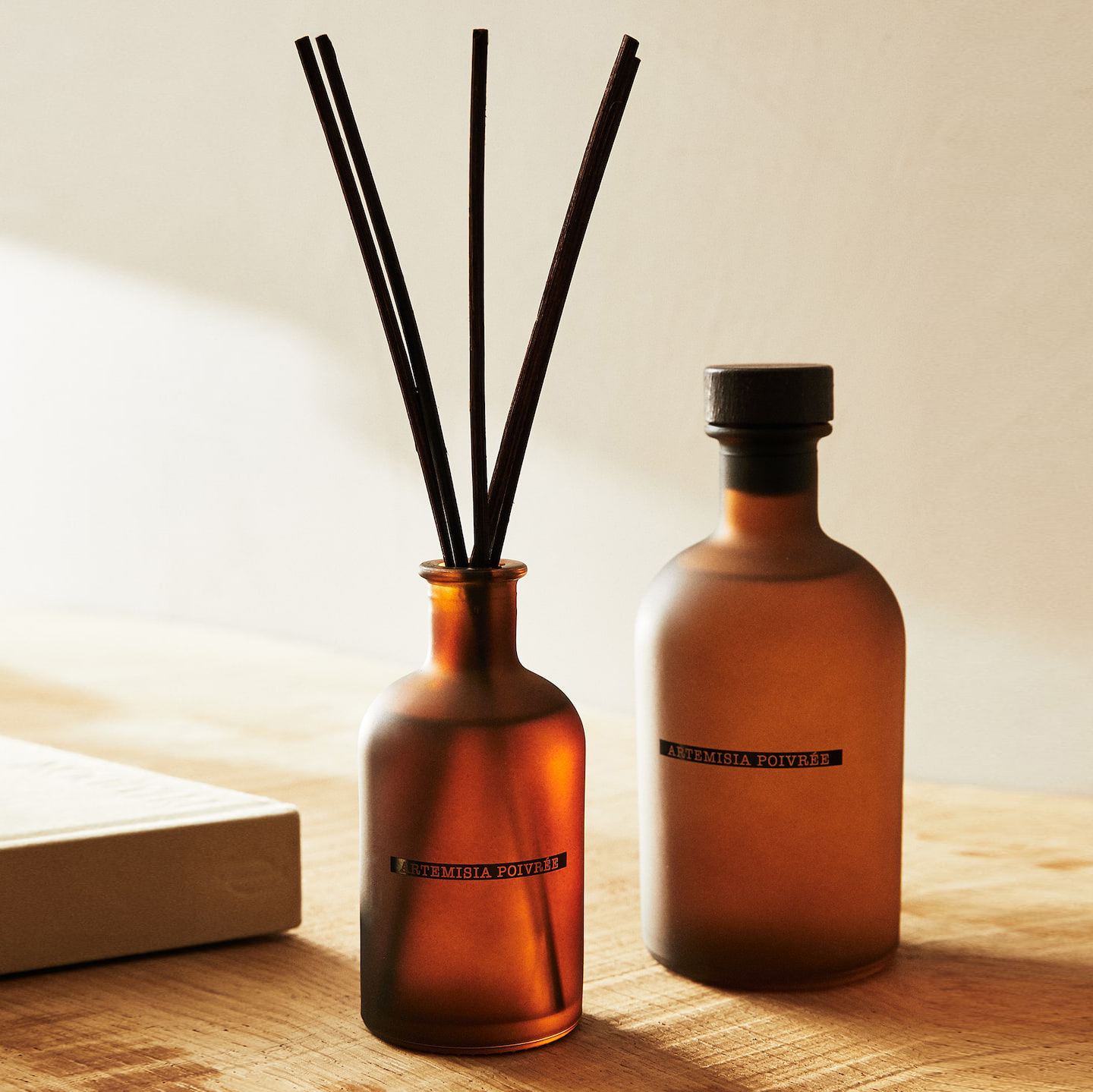 Ylellinen suuri musta himmeä pullo 50 ml 300 ml kuivattu kukka kukka-aromi eteerinen öljy ruoko diffuusori öljysetti Bulkki