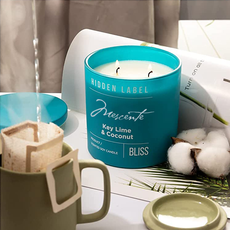 M&Scent Tukkumyynti Ylellinen Private Label Black Purkit Tuoksuiset soijavahakynttilät kristalleilla