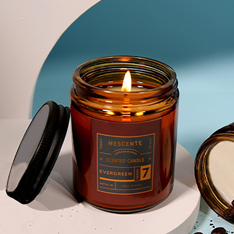 M&Scent räätälöidyt yksityisen merkkiset luksustuoksuiset soijavahakynttilät kannella