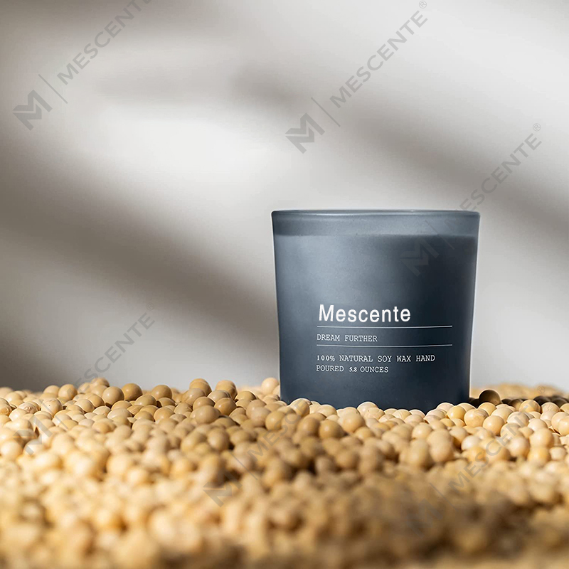 M&Scent räätälöity hääkoristelupurkki Jasmine & Ylang Ylang -tuoksukynttilöitä etiketeillä irtotavarana