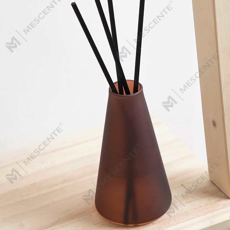 Tukkumyynti Oem 200 ml Luxury Box Pakkaus Rottinktikut Home Tuoksu Aroma Reed Diffuser Lahjasetti