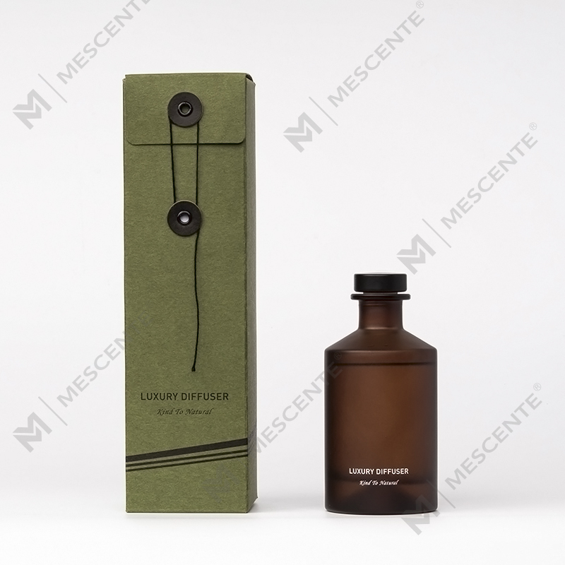 M&Scent Custom Luxury himmeä lasipullo kotiin eteerisen öljyn Reed diffuusori
