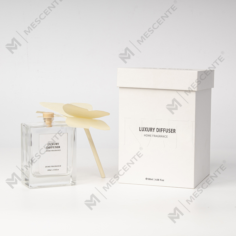 M&Scent Suuri neliönmuotoinen pullo iso rottinkipuikko nestemäinen aromaterapia Reed diffuusori suosii tulpalla
