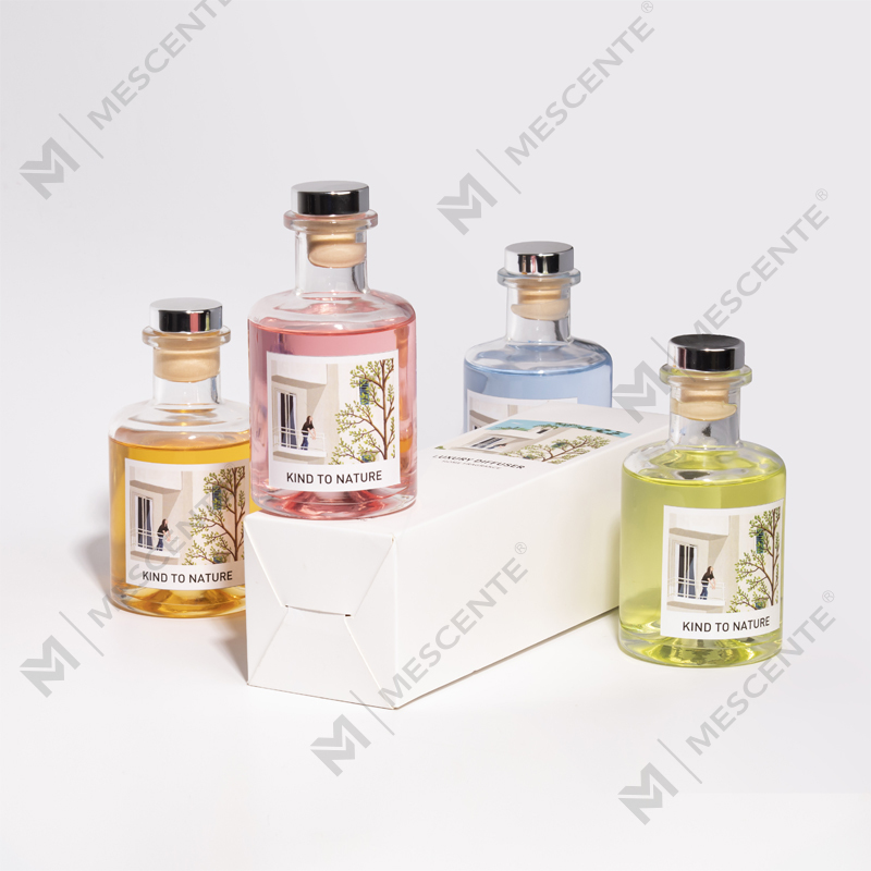 M&Scent Luxury 200 ml räätälöity valkoinen pullo puiset tikut Reed diffuusori laatikolla