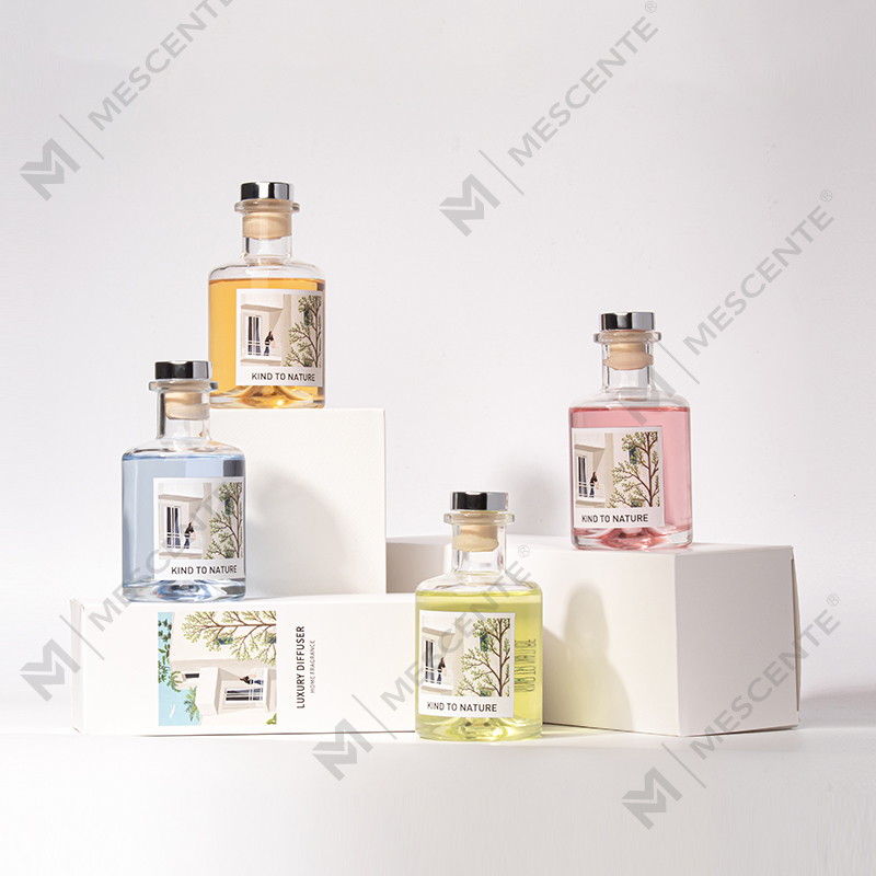 M&Scent Luxury koristeellinen suuri pullo eteerisen öljyn ruokohajotin kuivattujen kukkien kanssa