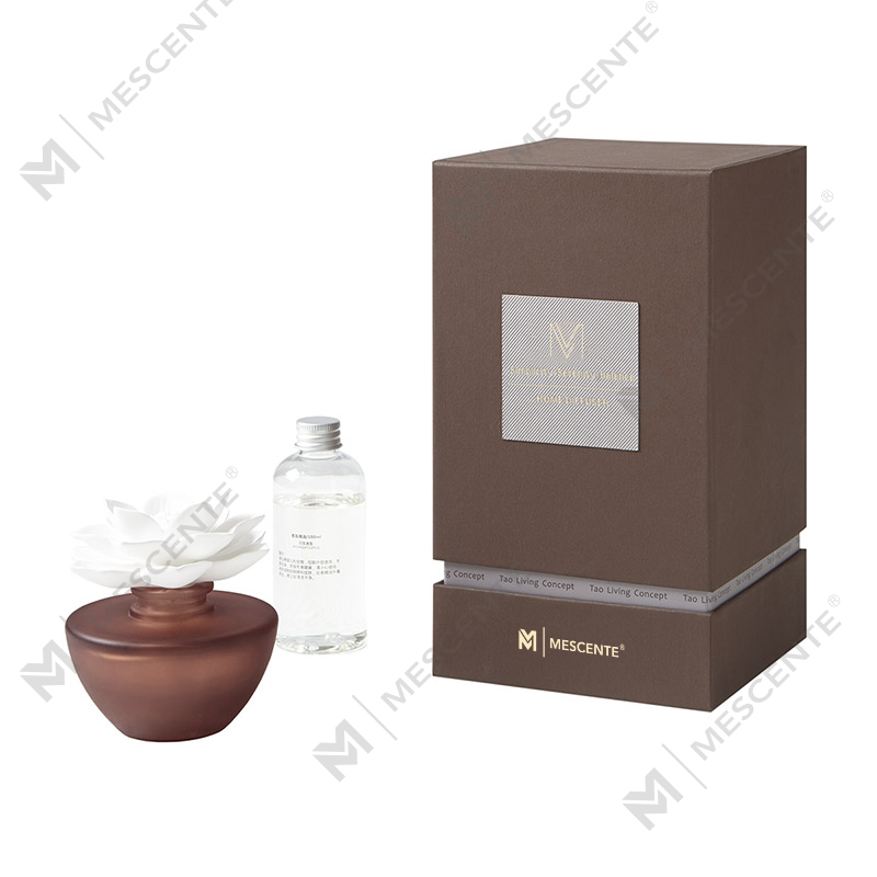 White Flower Mini Perfume Aroma Reed Diffuser Oil, tuoksu Thailand Reed Diffusers Lahjasetti