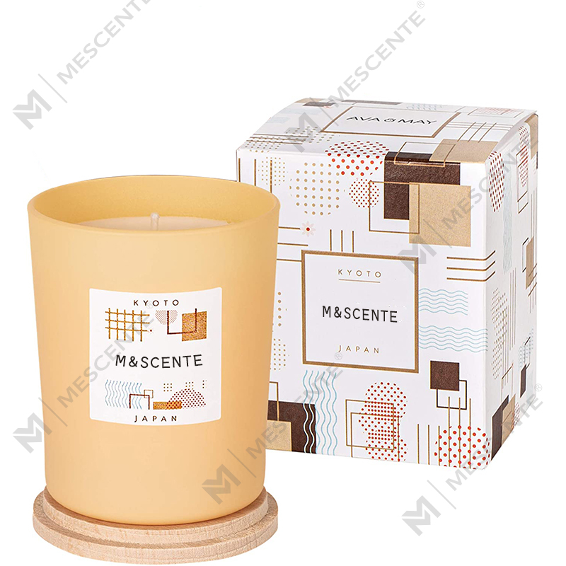 M&Scent räätälöityjä oman merkkisiä värillisiä tuoksuisia soijavahakynttilöitä
