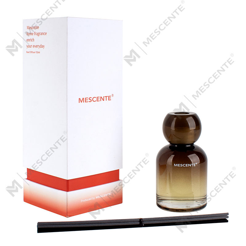 150 ml lasipullo huonekalujen tuoksuhajotin M23050