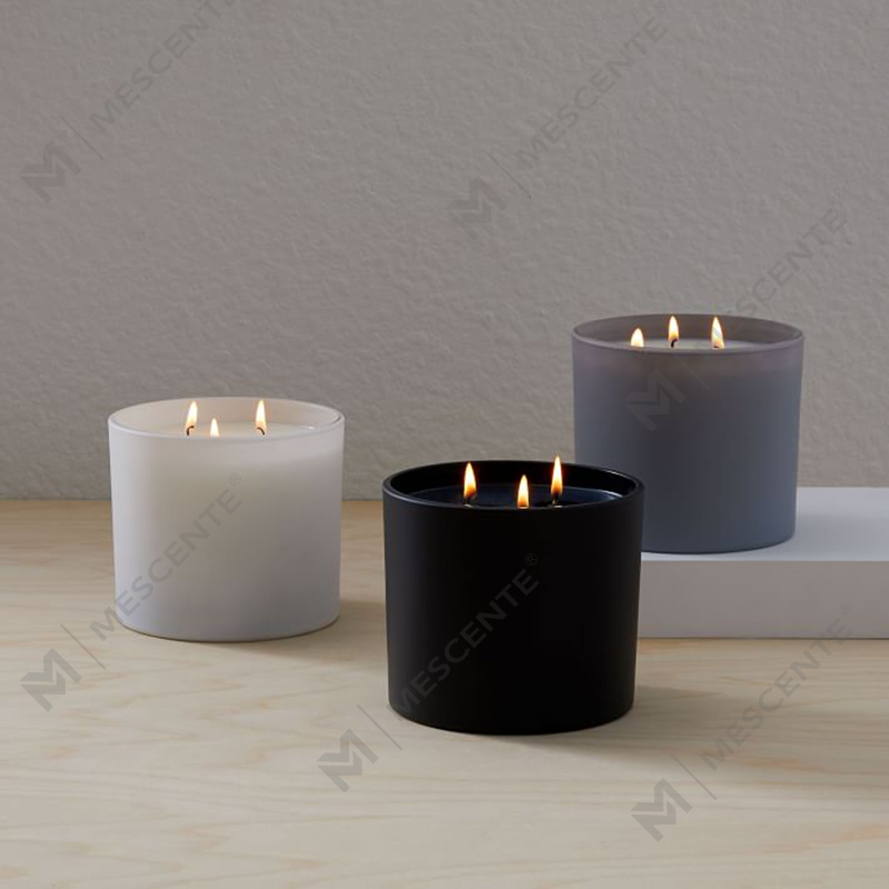 M&SCENT Natural Christmas laajasti käytetty lasipurkkituoksuinen soijavahakynttilä taitettavalla laatikolla