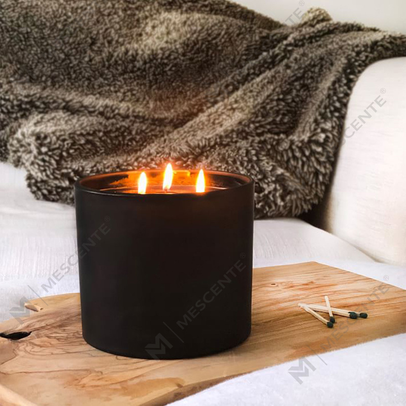 M&SCENT Natural Christmas laajasti käytetty lasipurkkituoksuinen soijavahakynttilä taitettavalla laatikolla