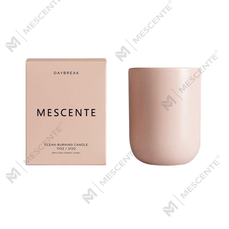 M&Scente Private Label -tuoksuiset soijavahakynttilät A29247-Arvoesineet