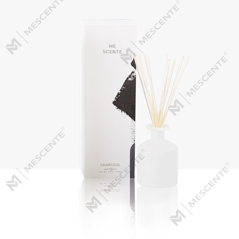Mescente Luxury 180 ml räätälöity lasipullo eteerisen öljyn Reed diffuusori hotelleille