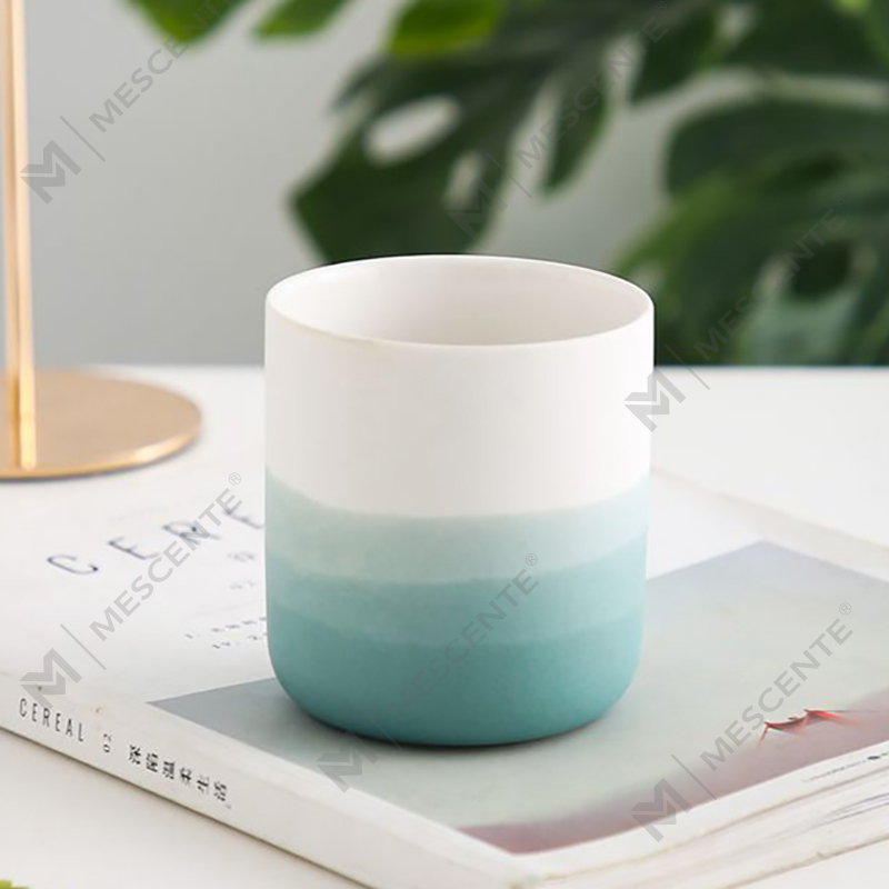 M&Scent koristeellinen keraaminen sinivalkoinen maljakko, kartiomainen kynttilänjalka, lyhdyt ja kynttiläpurkit
