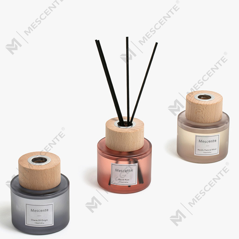M&Scent tukkukaupan ylellinen yksityisen merkkien lasipullon ruokohajotin tulpalla