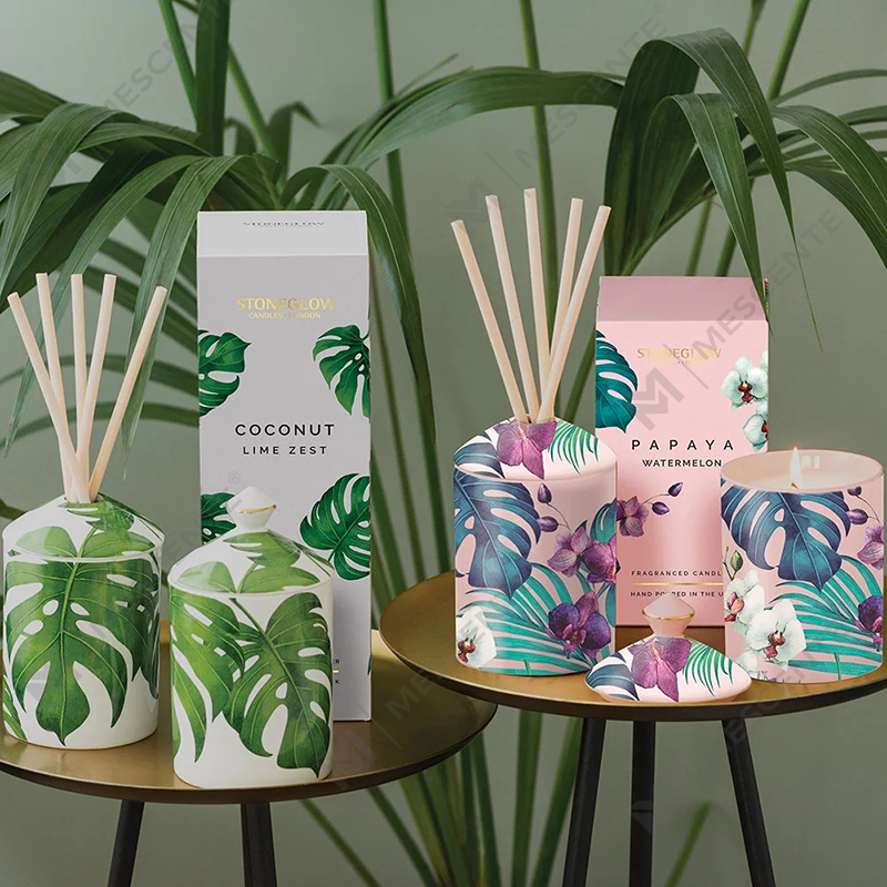 M&Scent Special Design -väri Urban Botanics -kynttilä taitettavalla laatikolla