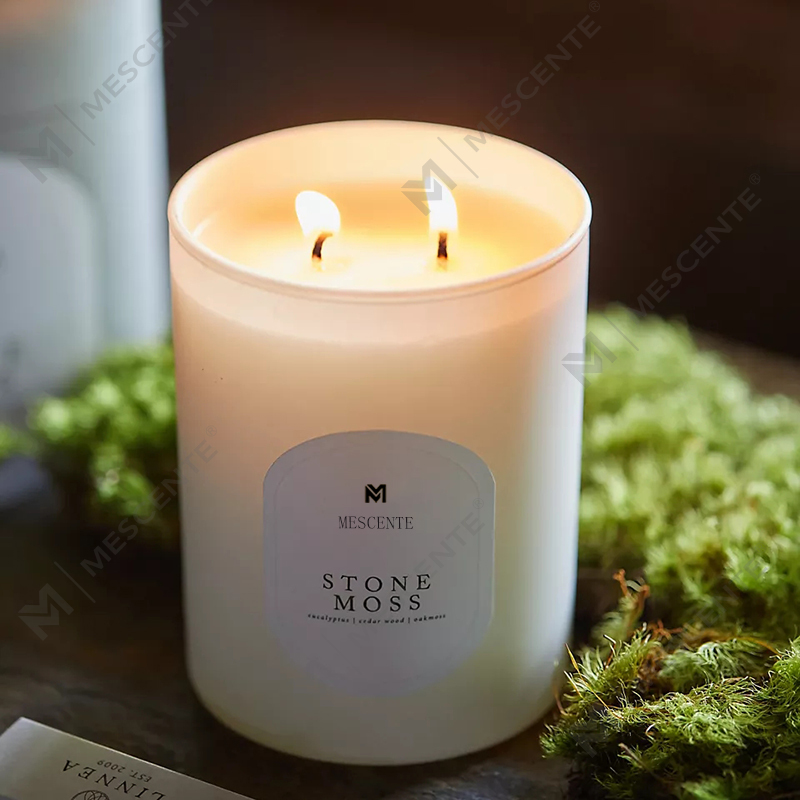 M&Scent Custom Logo Meditaatio Myrkyttömät Kivet Yrtti Käsin kaadetut luonnolliset tuoksuiset soijavahakristallikynttilät
