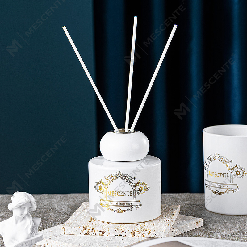 M&Scent ylellinen private label kynttilän tuoksuinen kynttilän ruokohajotin laatikkopakkauksella